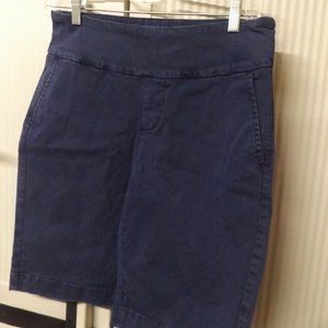 JAG JEANS, SIZE 4, BERMUDA SHORTS, 9.5" INSEAM, NAVY BLUE